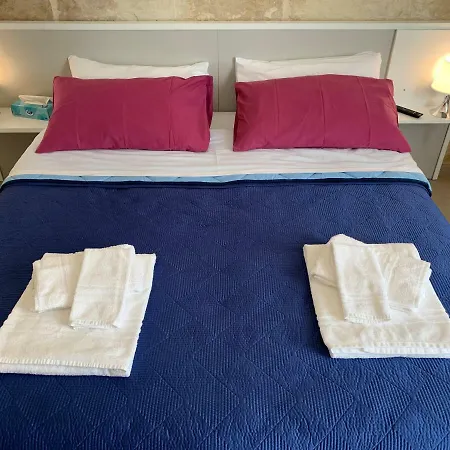 Bed & Breakfast Il Giardino Delle Margherite Lecce